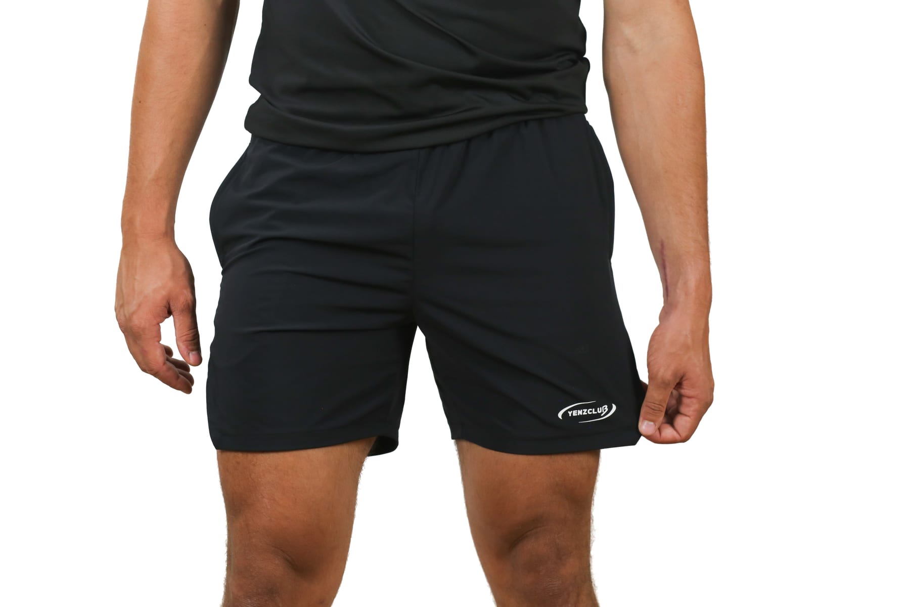 ESSENTIAL PERFORMANCE SHORT · short de sport — Yenzclub Run Club Toulouse — vue 4