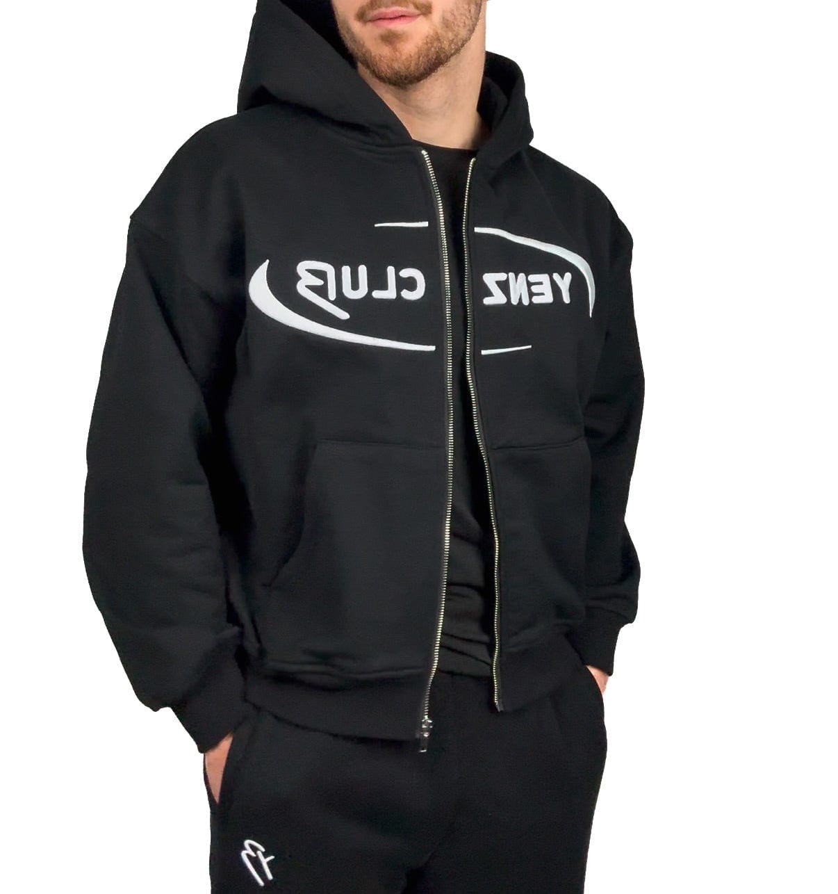 REST DAY JACKET · JACKET — Yenzclub Run Club Toulouse — vue 3