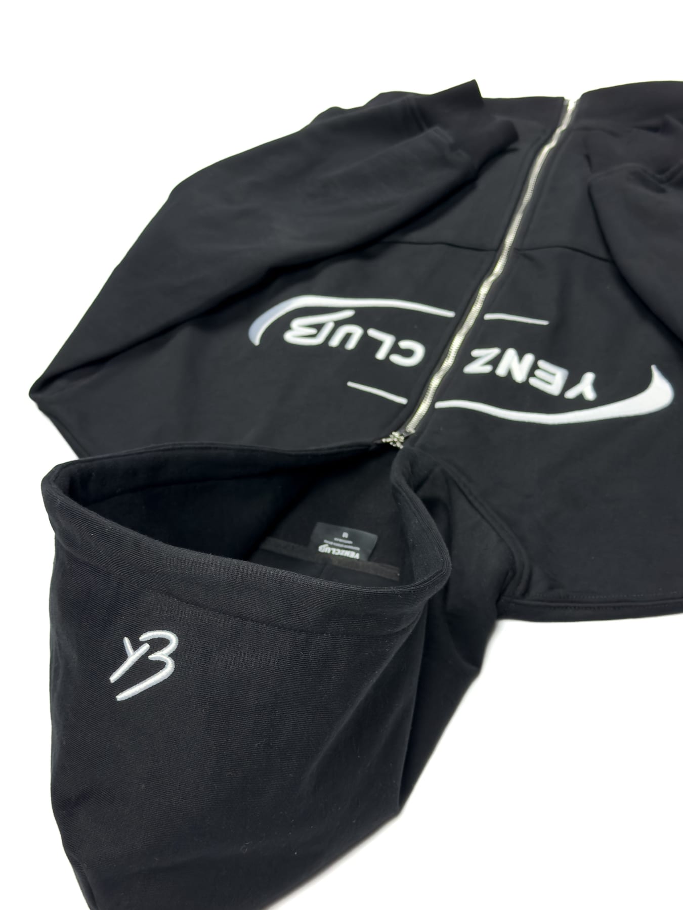 REST DAY JACKET · JACKET — Yenzclub Run Club Toulouse — vue 5