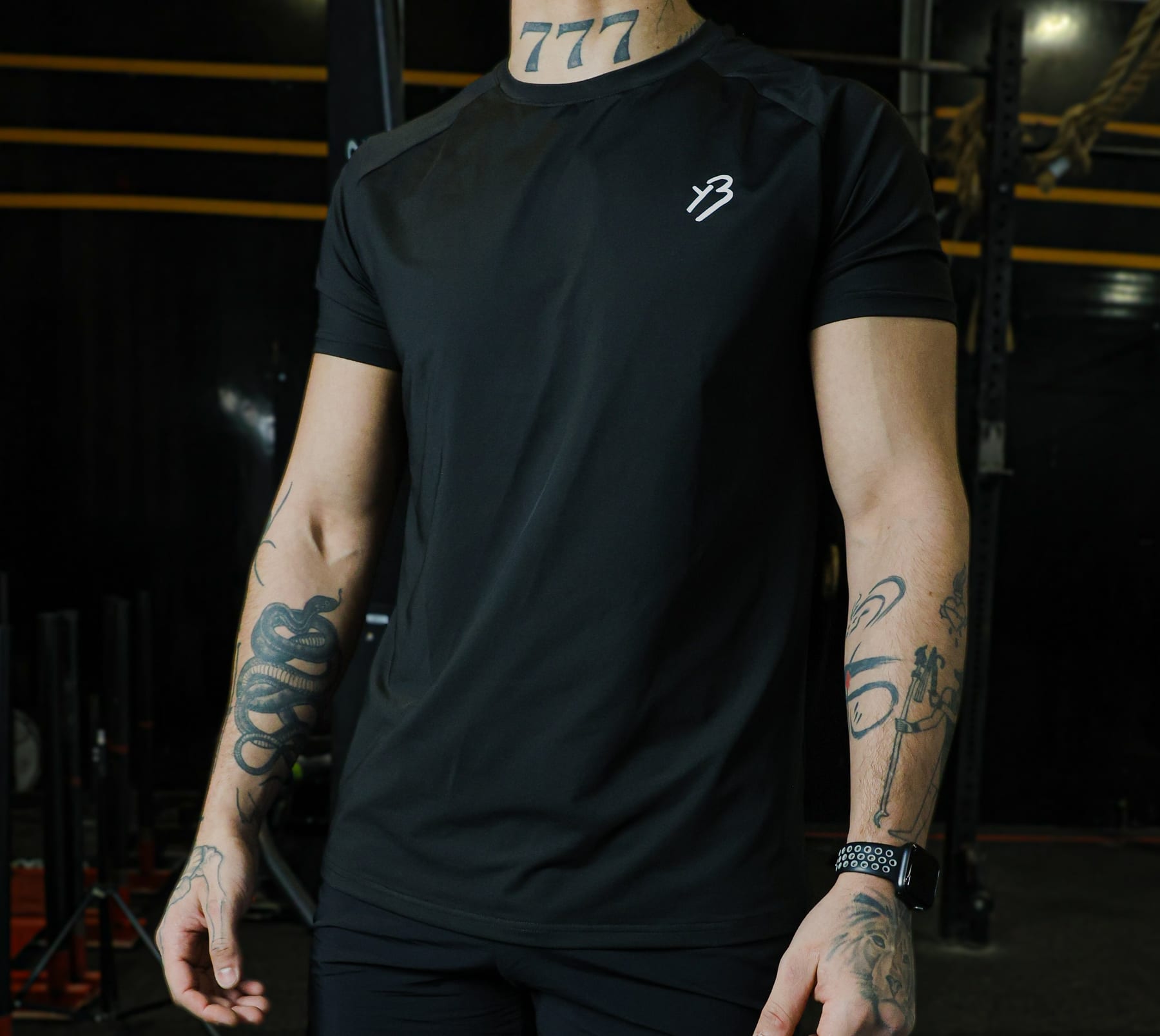 ESSENTIAL PERFORMANCE T-SHIRT · T-SHIRT — Yenzclub Run Club Toulouse — vue 1