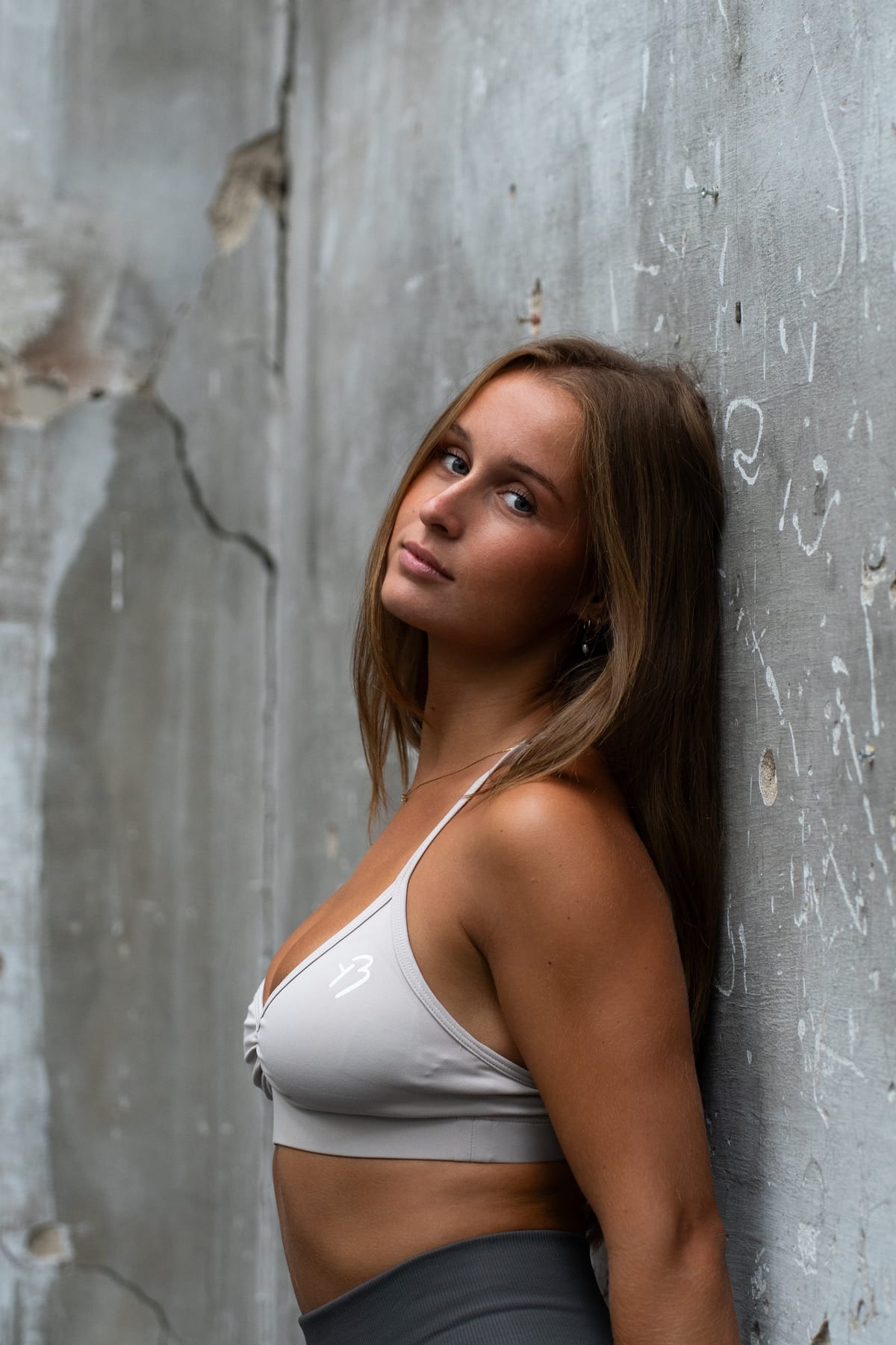 BRASSIÈRE BEIGE · Brassière de sport — Yenzclub Run Club Toulouse — vue 3